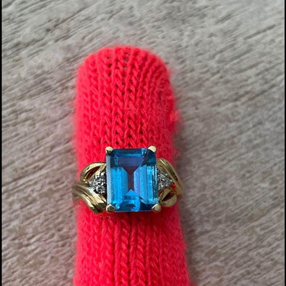 14k gold Blue Topaz and Diamond ring